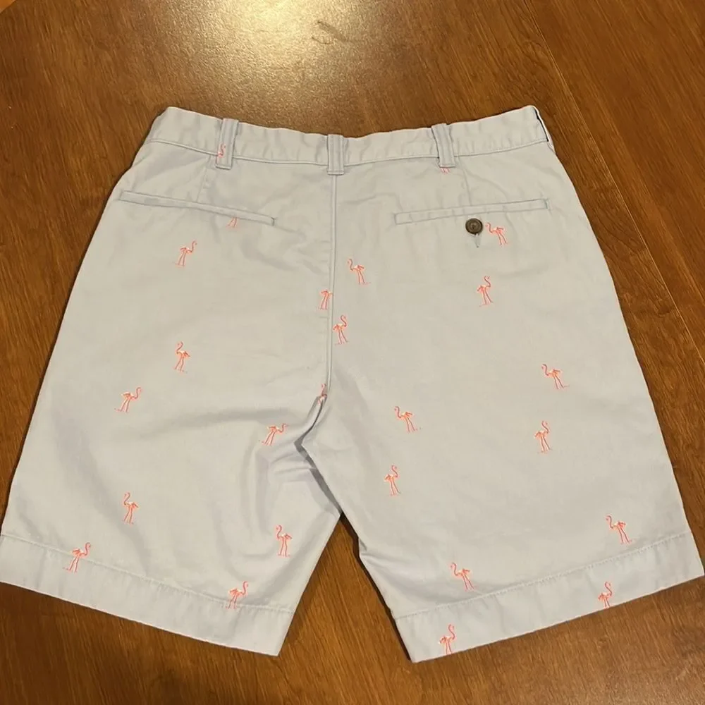 J Crew mens Gramercy light blue shorts with pink flamingos size 31.